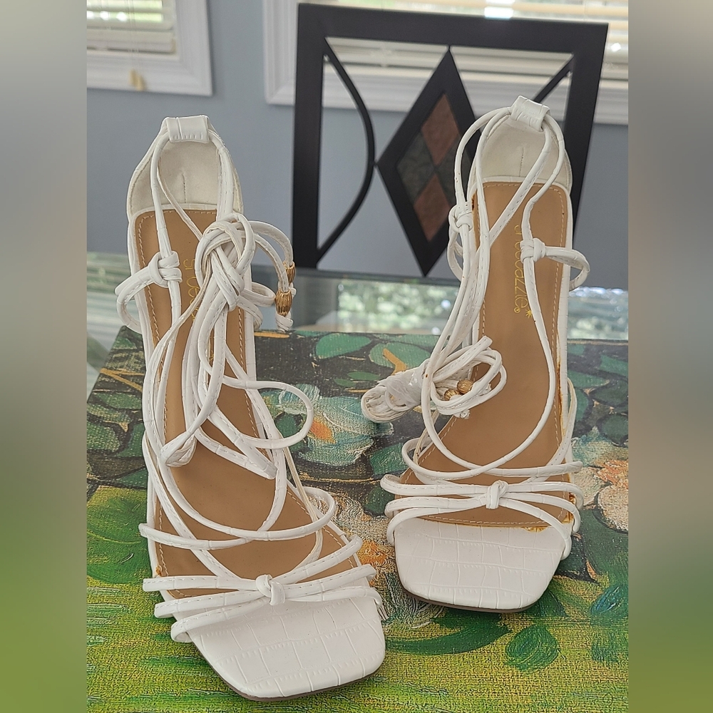 Strappy Heel sandals